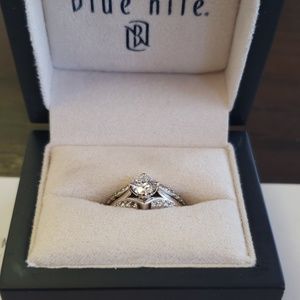 14k white gold solitaire ring w/enhancer sz 6 3/4